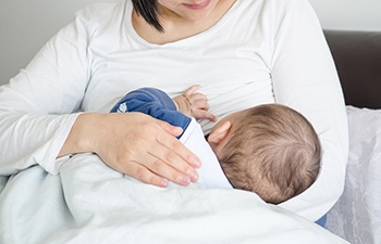 How Long Does Breast Milk Last? - Breastfeeding Support